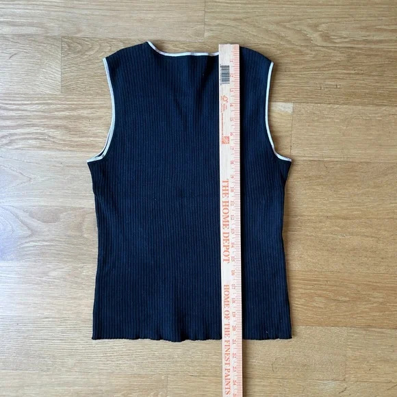 Washable Silk Knit Black Stretchy Tank Top - Picture 4 of 8